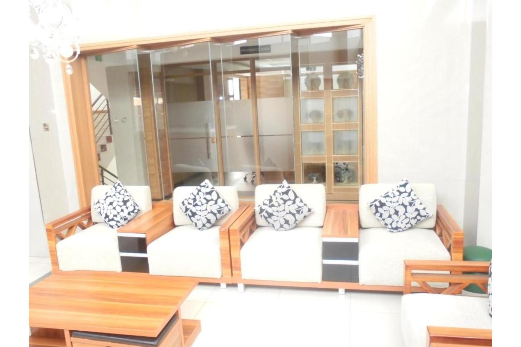 We Hotel & Suites نيروبي المظهر الخارجي الصورة