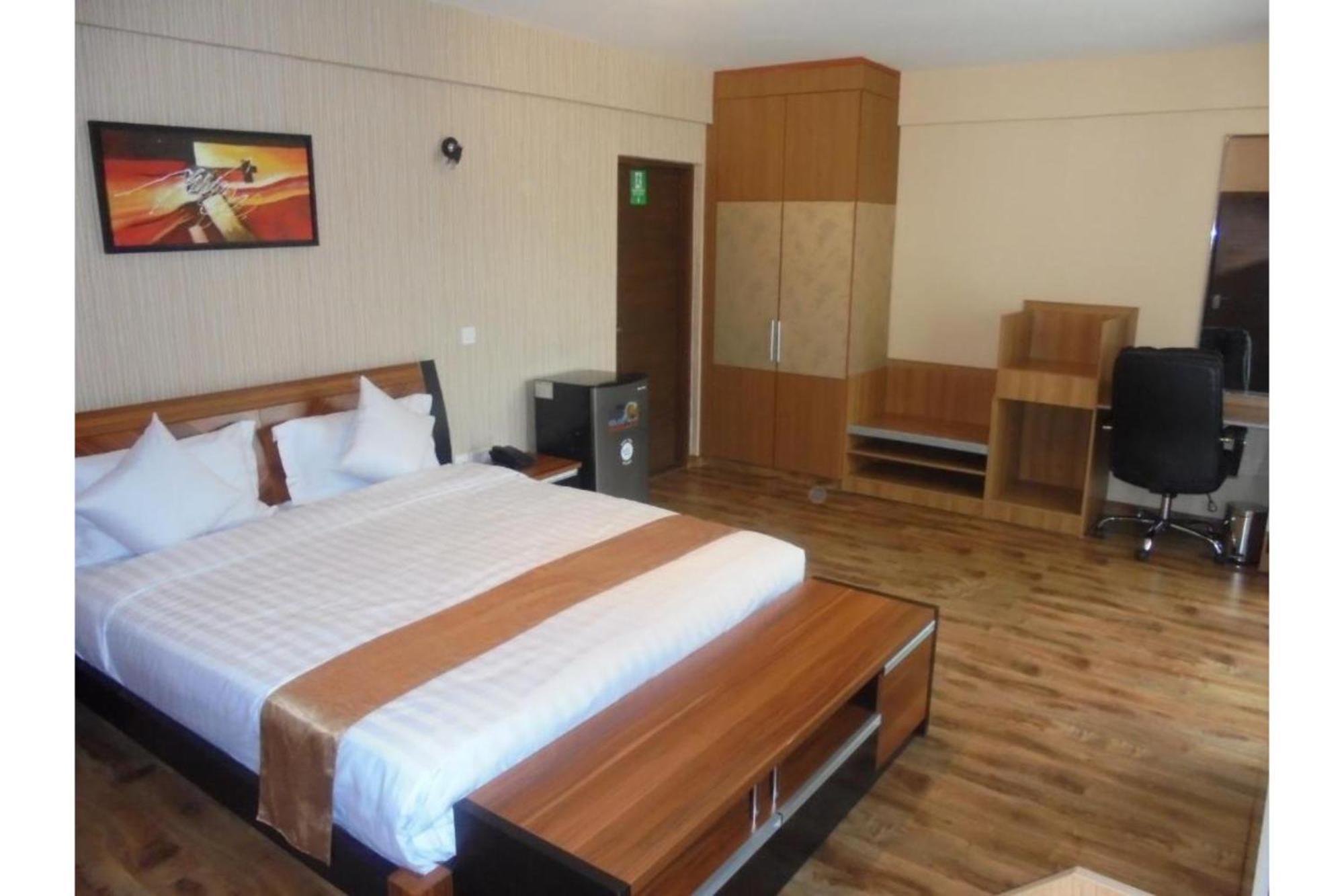 We Hotel & Suites نيروبي المظهر الخارجي الصورة