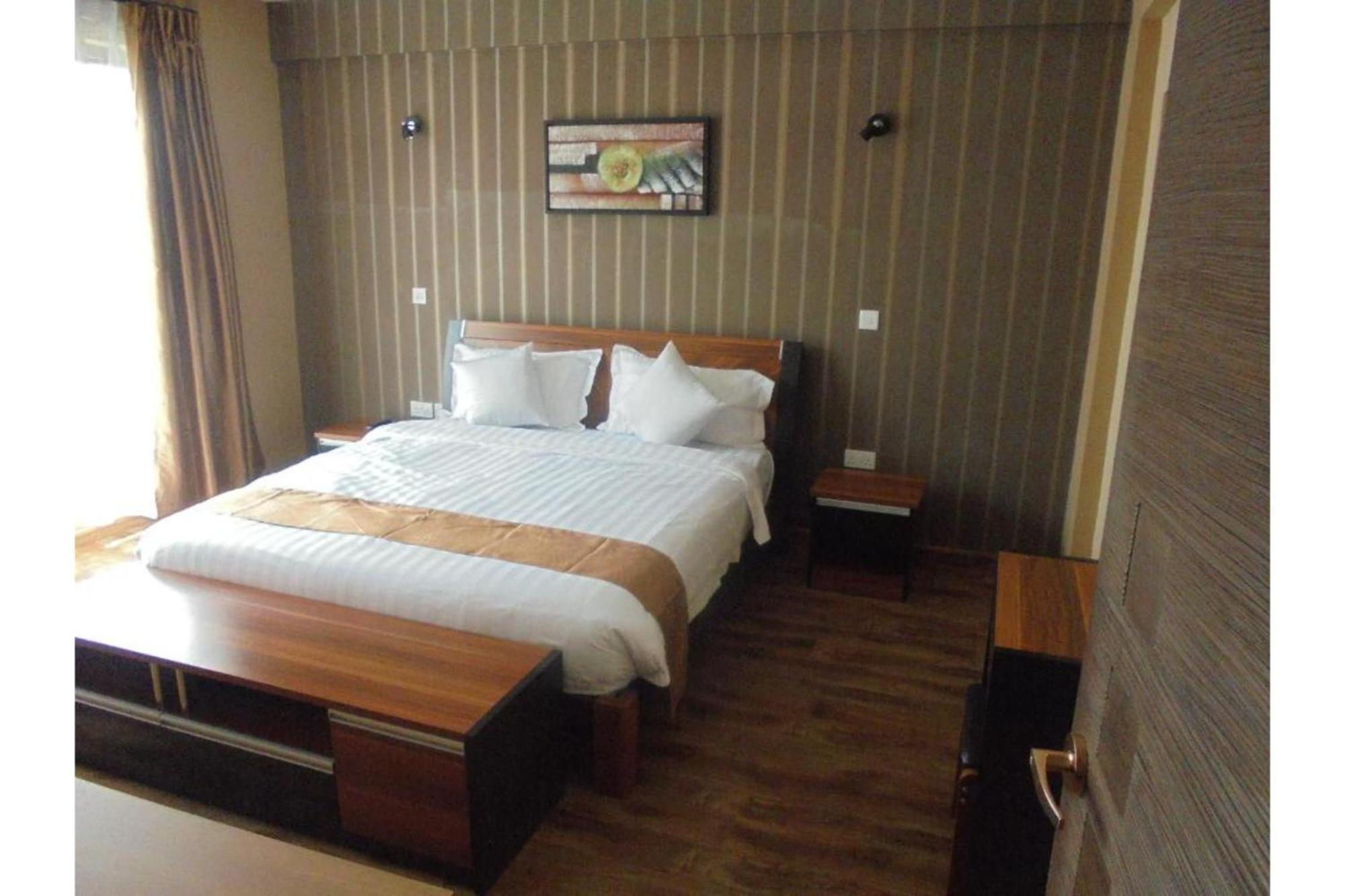 We Hotel & Suites نيروبي المظهر الخارجي الصورة